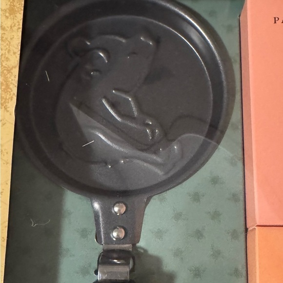 3/$30🌷Winnie The Pooh Pancake Giftset - Picture 2 of 9